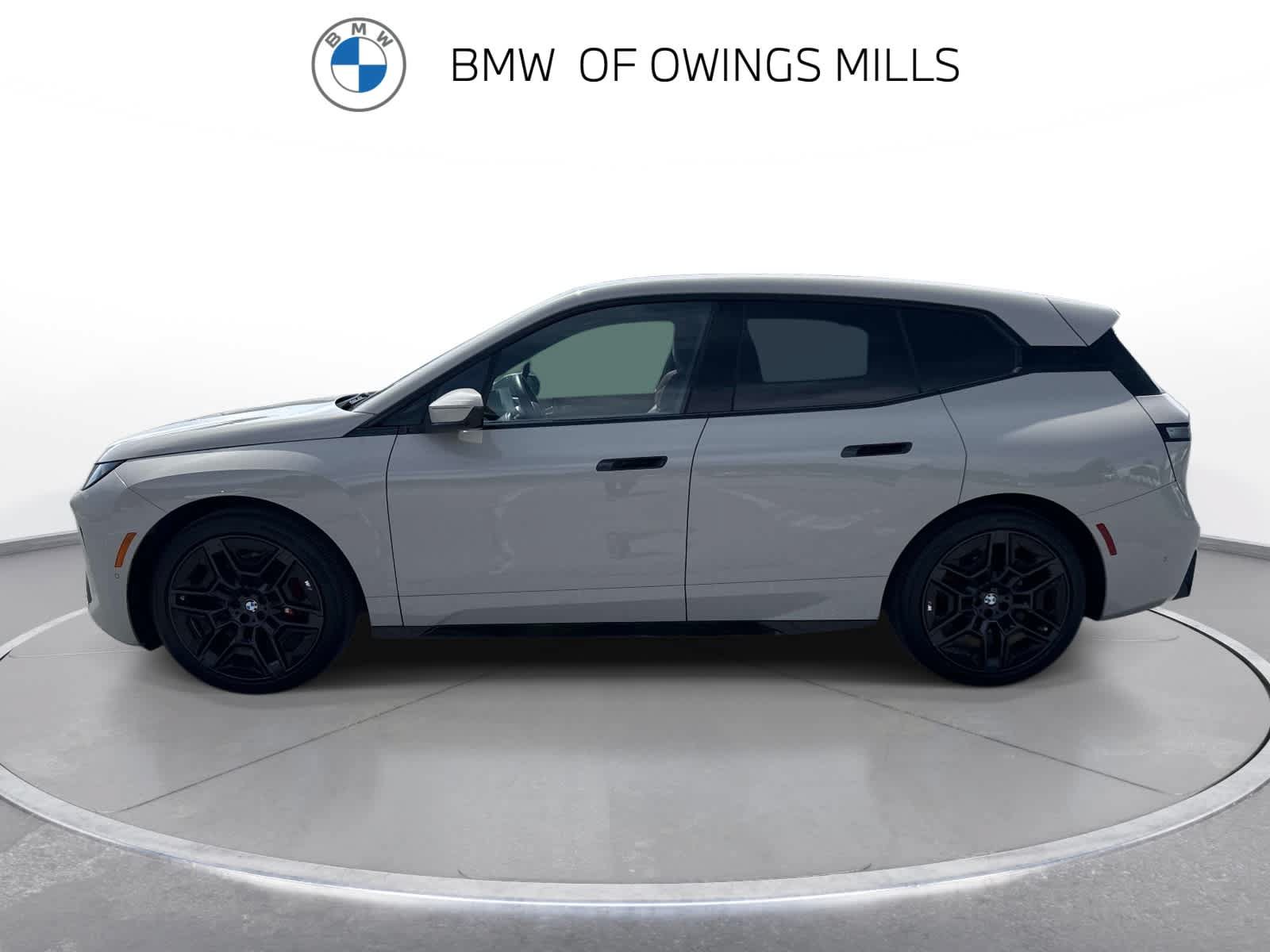 Used 2026 BMW iX xDrive45 w/ M Sport Package AWD/4WD image 5