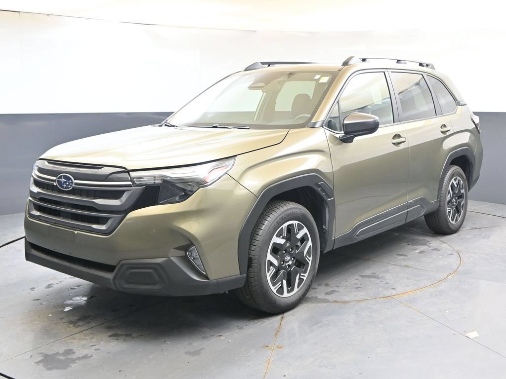 Certified 2025 Subaru Forester Premium AWD/4WD image 1