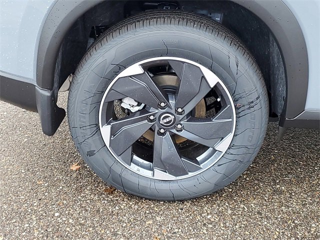 New 2026 Nissan Rogue SV image 5