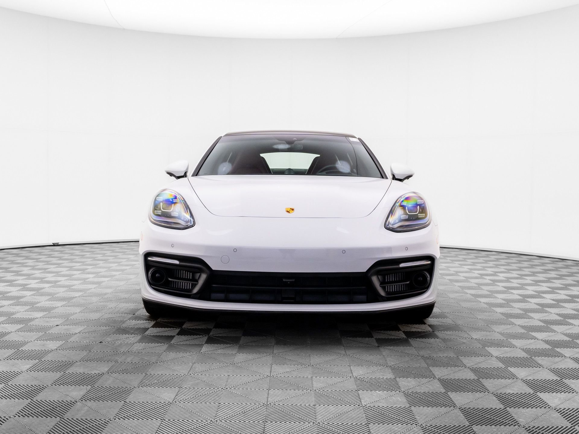 Certified 2023 Porsche Panamera 4 Platinum Edition AWD/4WD image 10