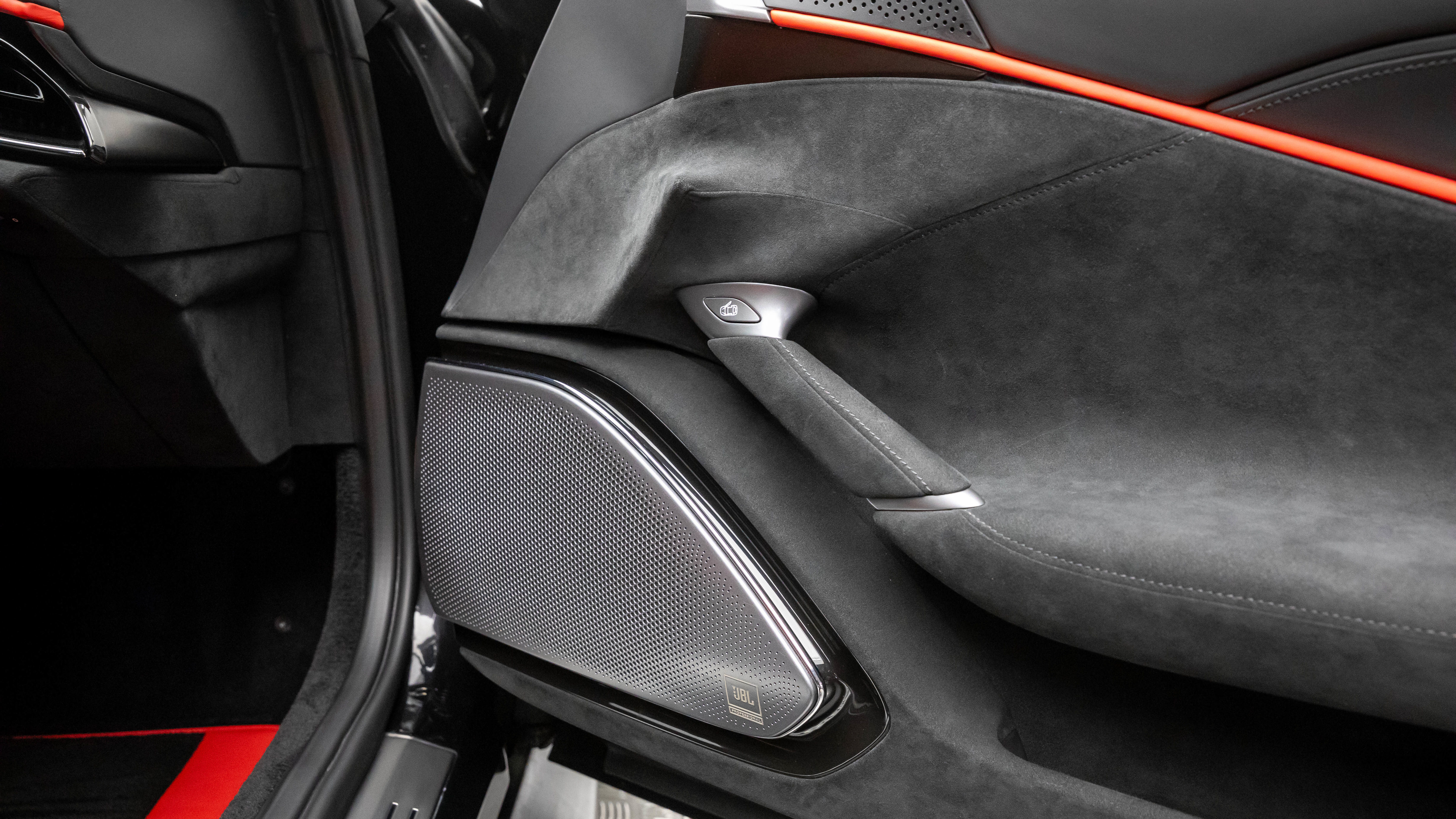Certified 2022 Ferrari Roma RWD image 35