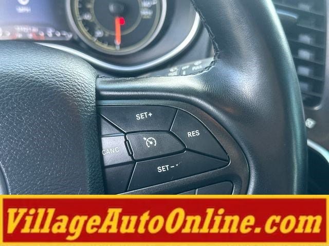 Used 2021 Jeep Cherokee Trailhawk w/ Trailer Tow Group AWD/4WD image 30