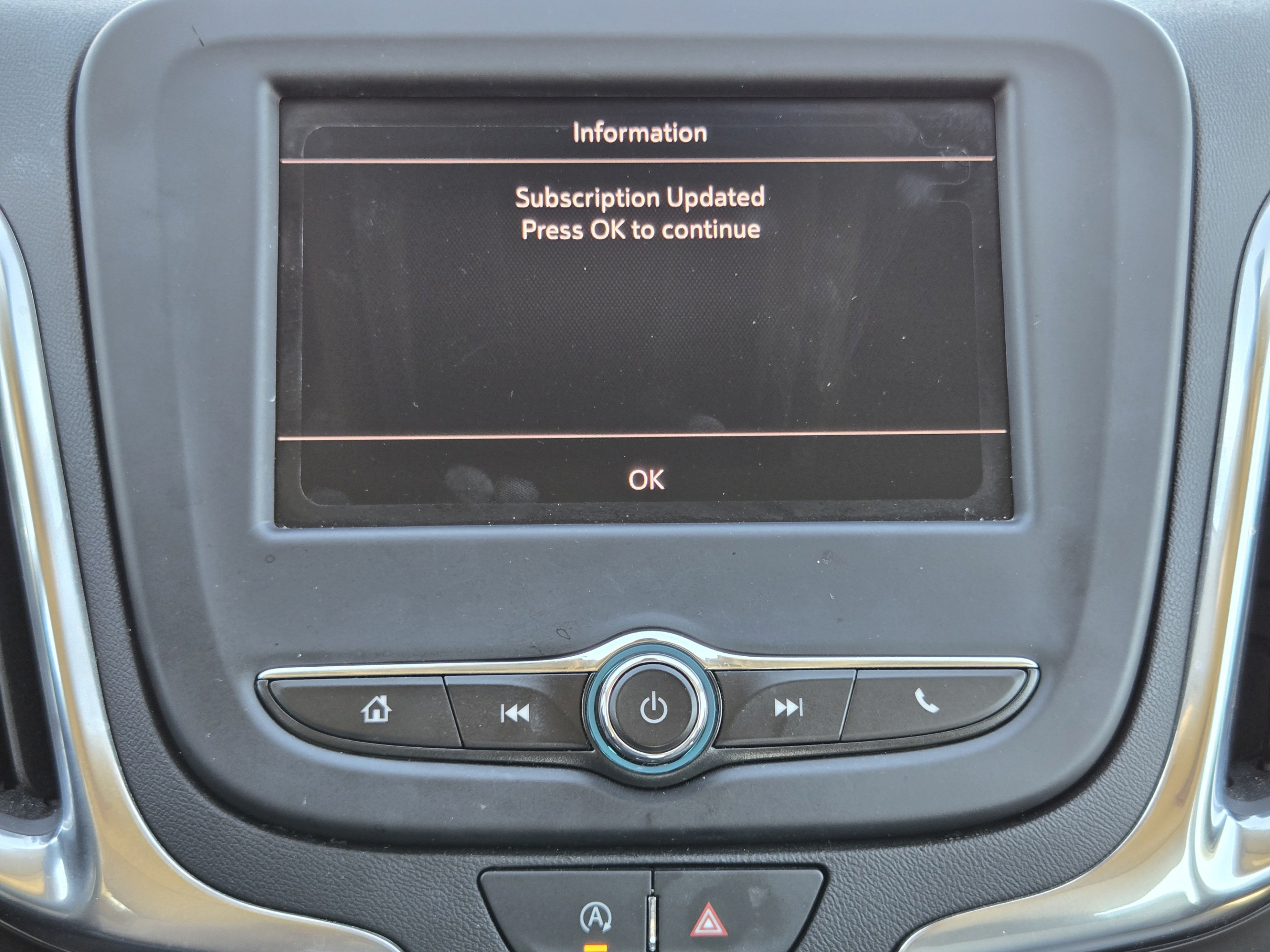 Used 2024 Chevrolet Equinox LS FWD image 13