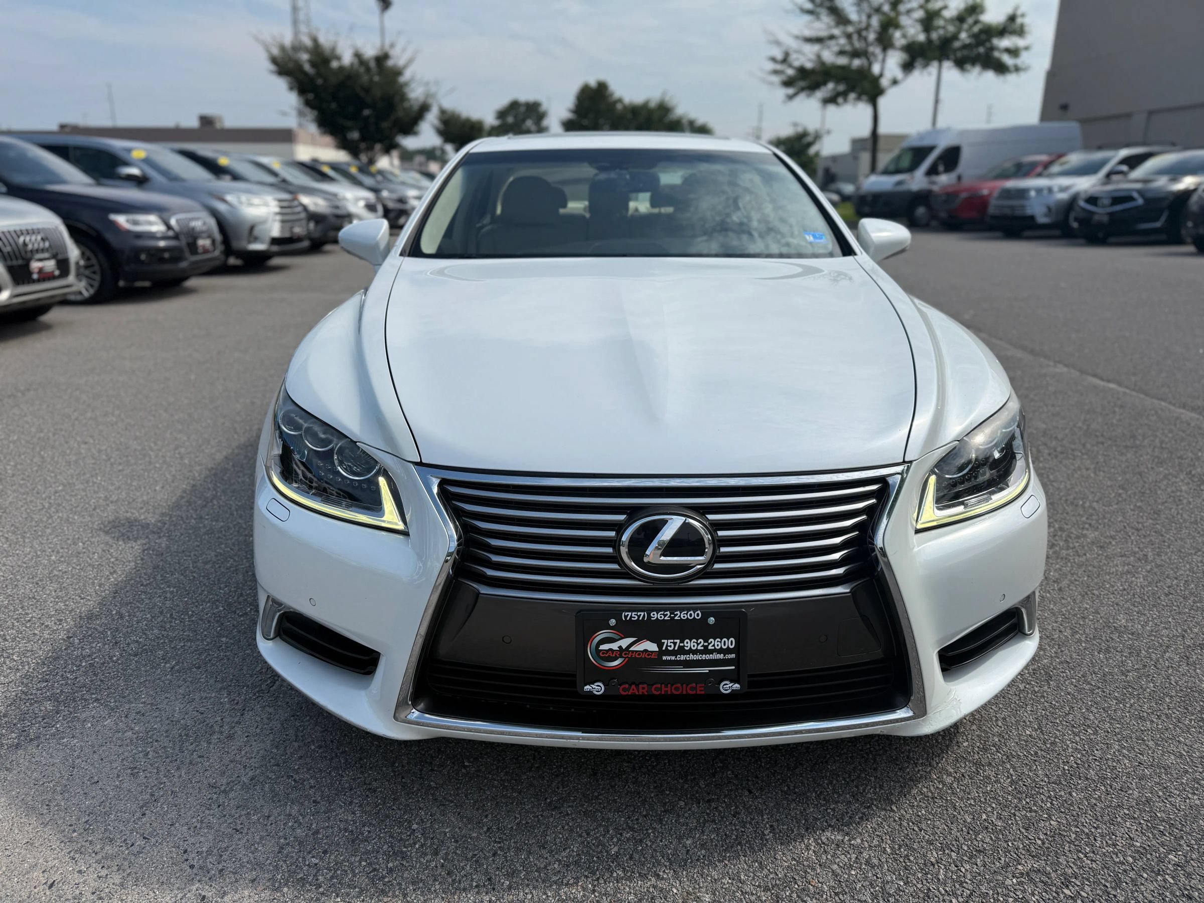 Used 2014 Lexus LS 460 L RWD image 5