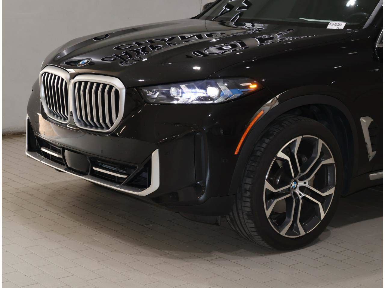 Used 2025 BMW X5 sDrive40i w/ Climate Comfort Package RWD image 2