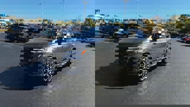 Used 2025 Audi SQ7 Prestige image 4