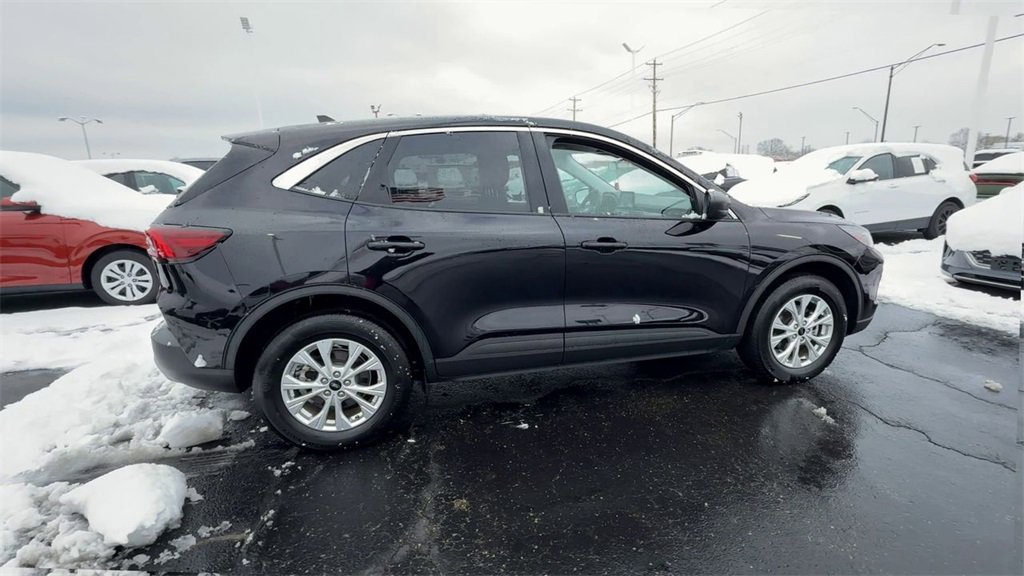 Used 2023 Ford Escape Active image 9