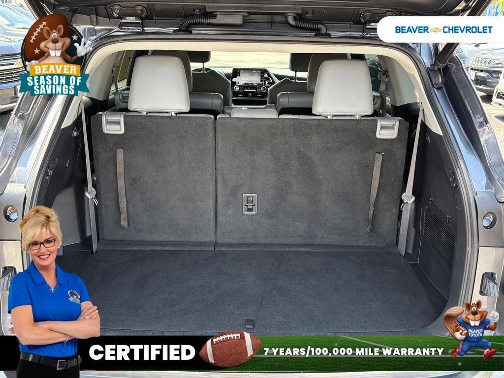 Used 2022 Toyota Highlander XLE FWD image 11