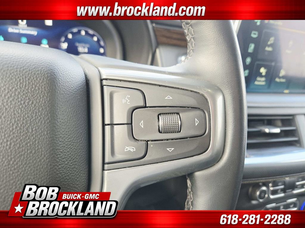 Used 2023 Chevrolet Suburban Premier image 23