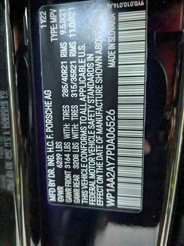 Used 2023 Porsche Cayenne Platinum Edition image 24