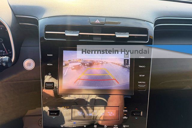 Used 2024 Hyundai Santa Cruz SEL image 16