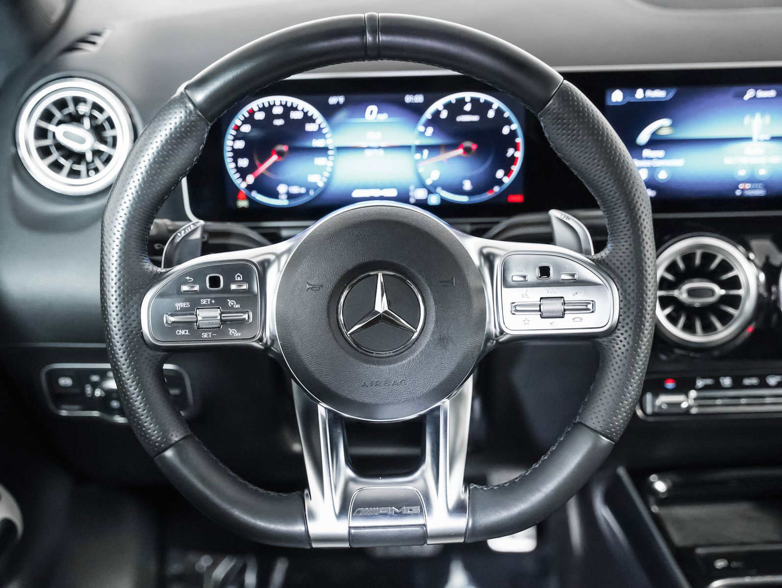 Certified 2021 Mercedes-Benz GLA 35 AMG 4MATIC image 16