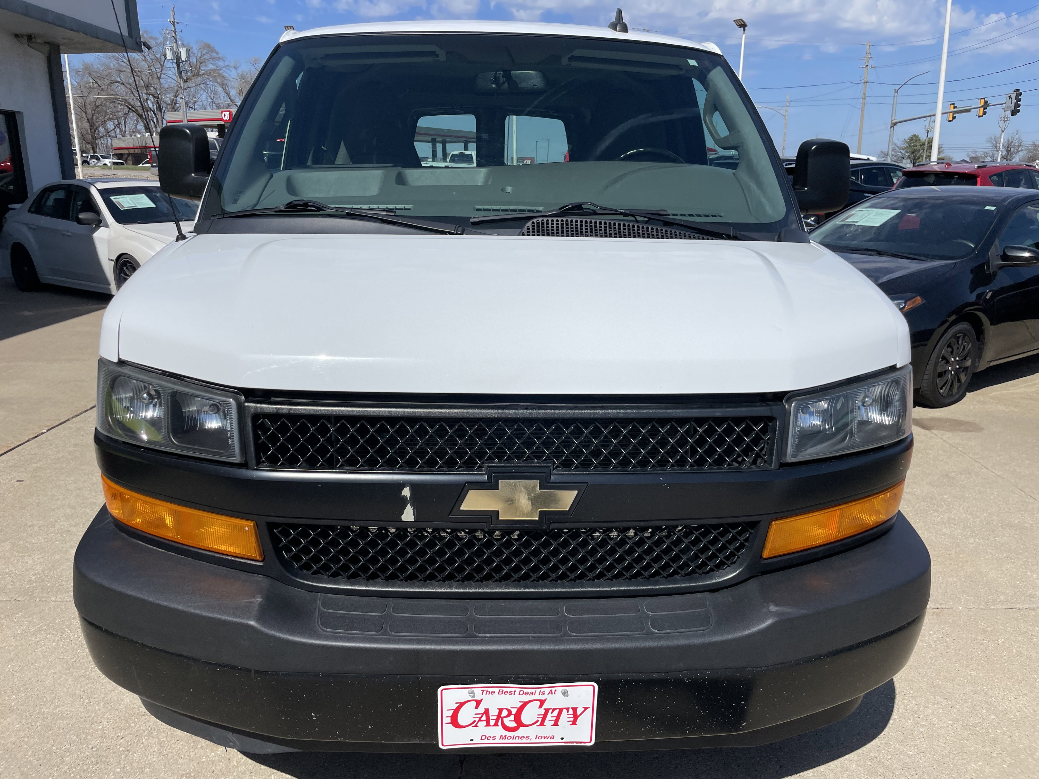 Used 2021 Chevrolet Express 2500 w/ Driver Convenience Package image 2