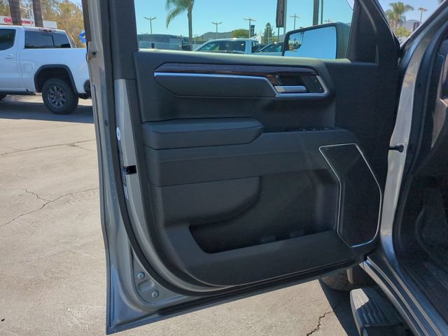 New 2026 GMC Sierra 1500 Elevation w/ LPO, Elevation Black Package AWD/4WD image 23