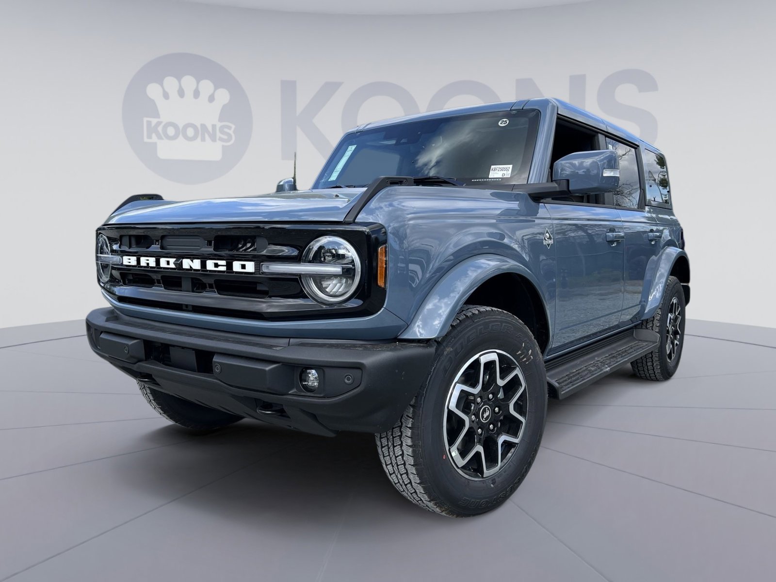 New 2025 Ford Bronco Outer Banks