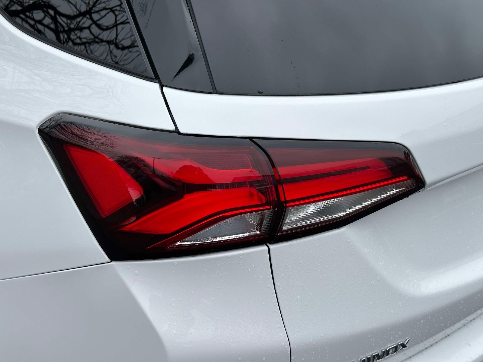 Used 2022 Chevrolet Equinox Premier image 10