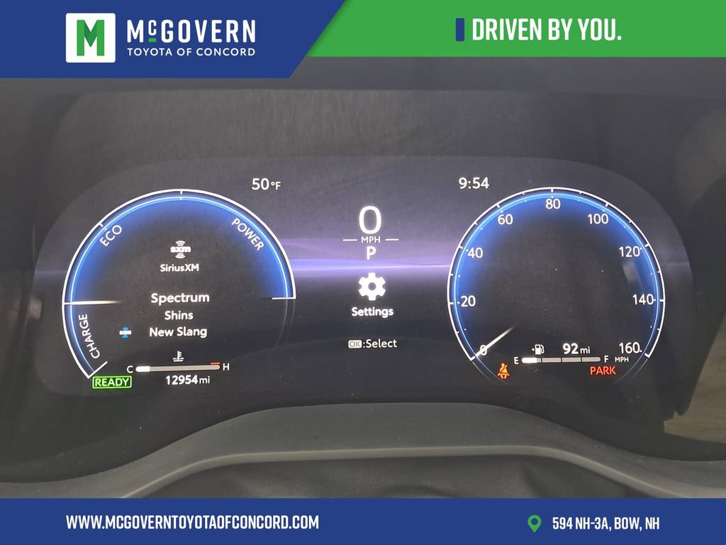 Used 2025 Toyota Sienna Platinum AWD/4WD image 36