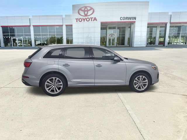 Used 2025 Audi Q7 3.0T Premium Plus AWD/4WD image 41