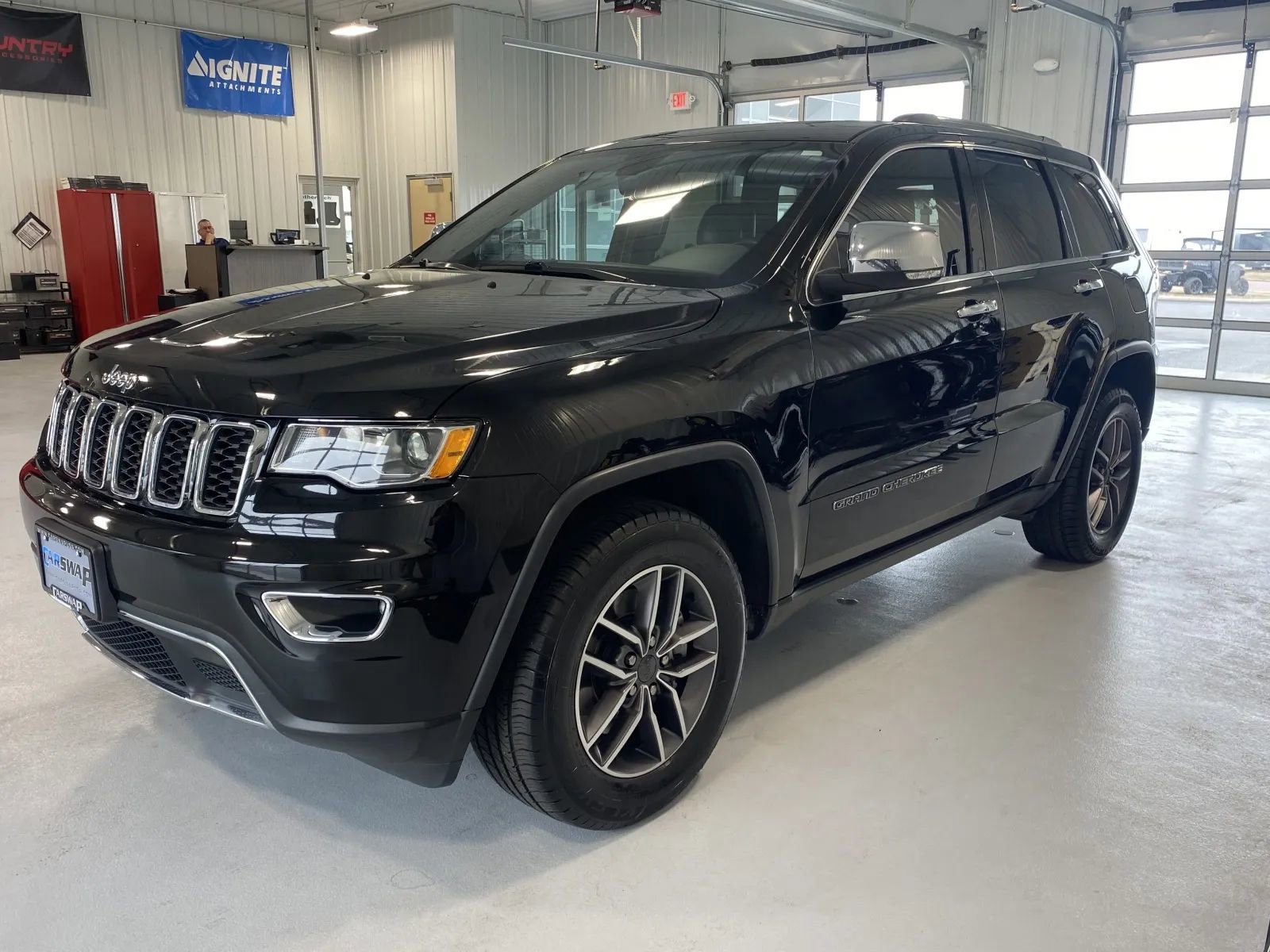 Used 2021 Jeep Grand Cherokee Limited w/ Luxury Group II image 6