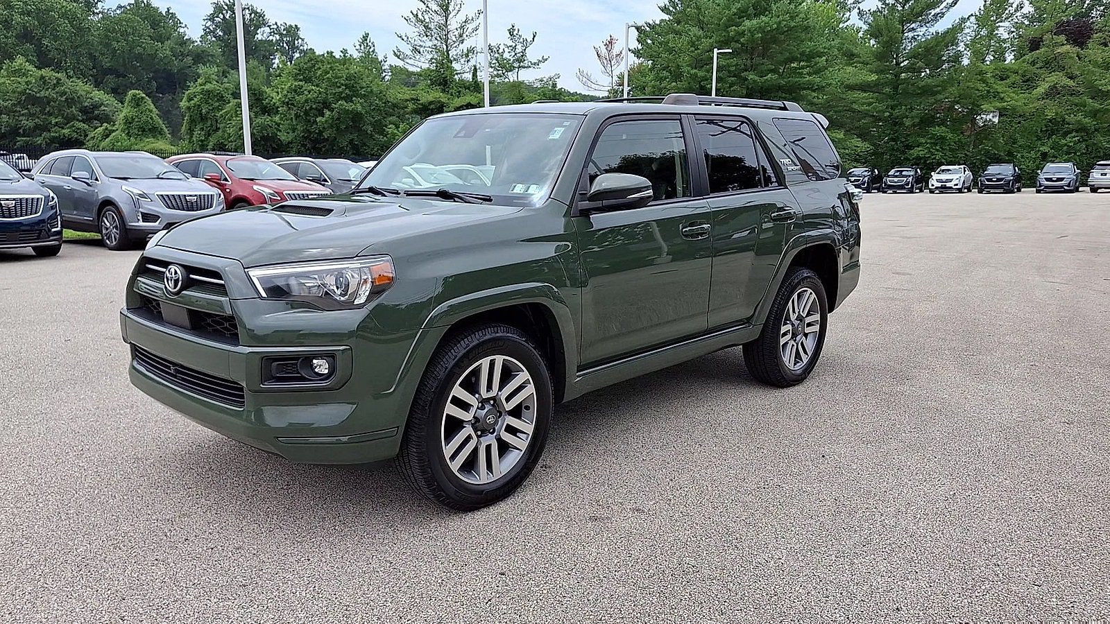 Used 2022 Toyota 4Runner TRD Sport w/ Technology Package AWD/4WD image 4