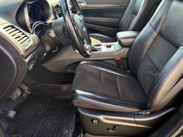 Used 2021 Jeep Grand Cherokee Altitude AWD/4WD image 10