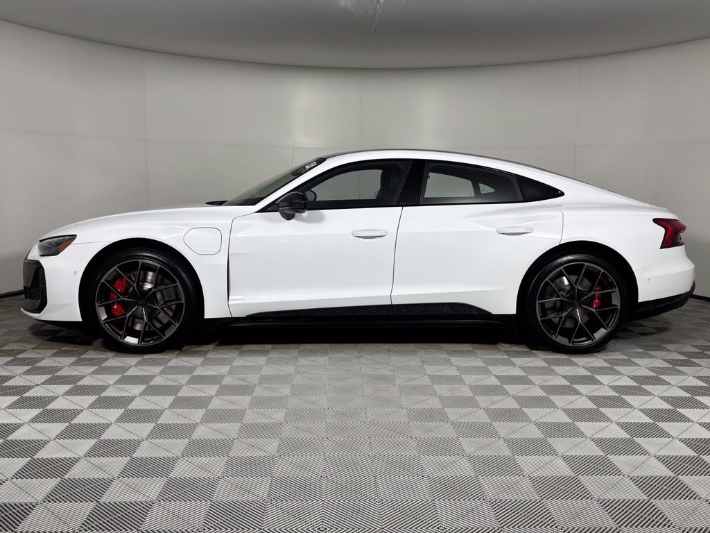 New 2026 Audi RS e-tron GT performance AWD/4WD image 4