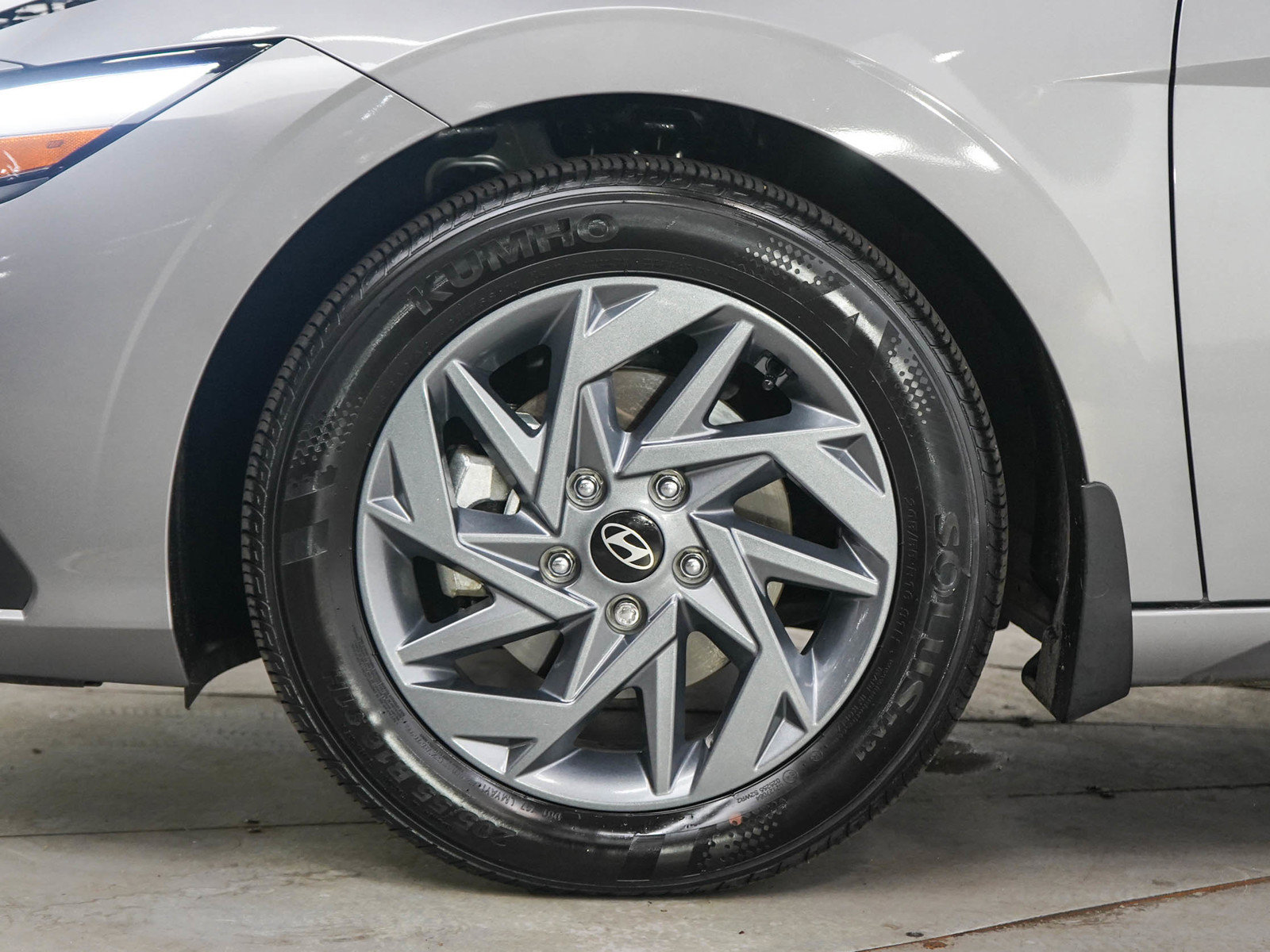 Used 2024 Hyundai Elantra SEL FWD image 26