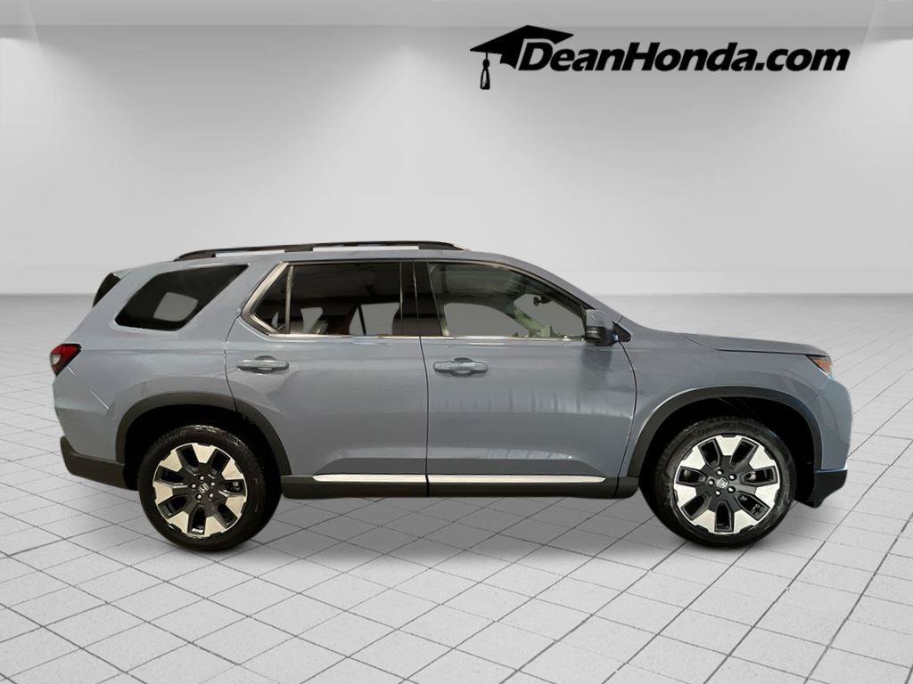 New 2026 Honda Pilot Touring image 8