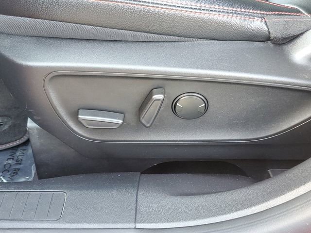 Certified 2023 Ford Escape ST-Line Elite w/ Premium Technology Package AWD/4WD image 12