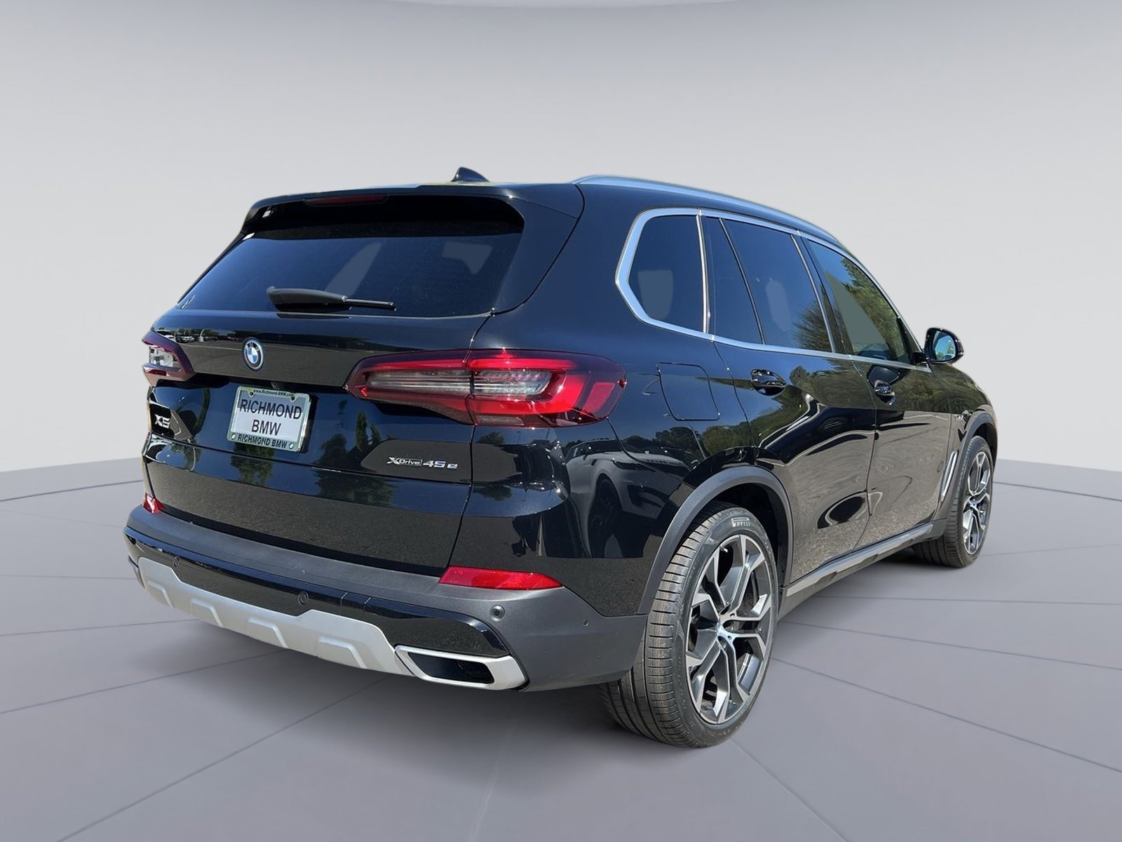 Used 2022 BMW X5 xDrive45e image 13