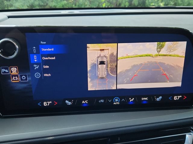 New 2027 Chevrolet Traverse LT w/ Driver Confidence Package FWD image 31