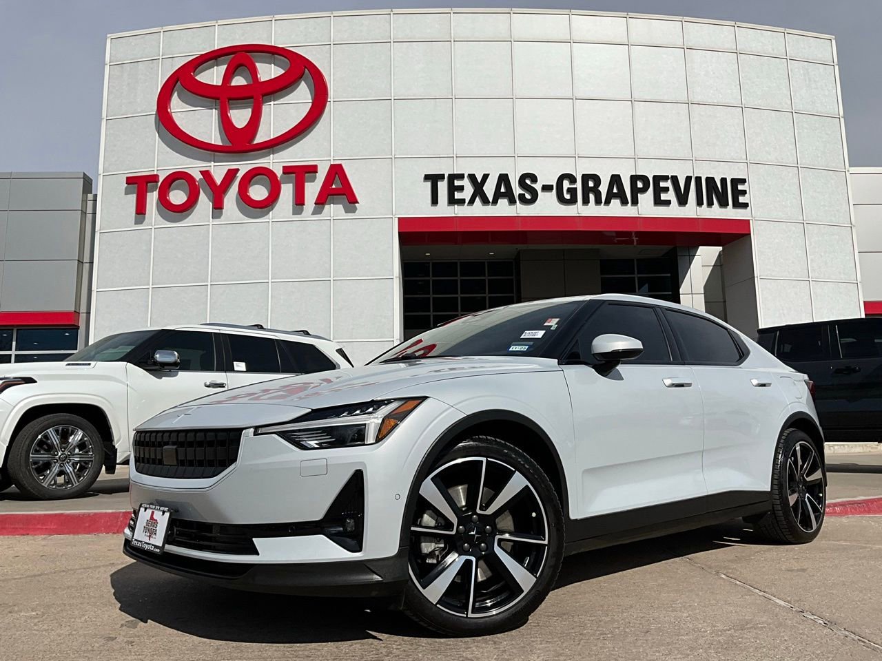 Used 2021 Polestar Polestar 2 image 2