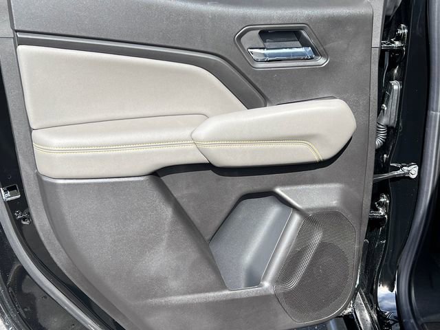 New 2026 Chevrolet Colorado ZR2 w/ Technology Package AWD/4WD image 37