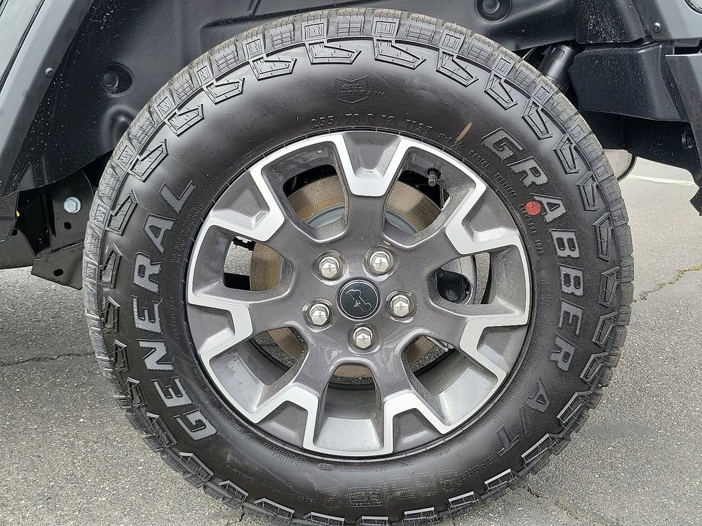 New 2025 Jeep Wrangler Sahara image 19