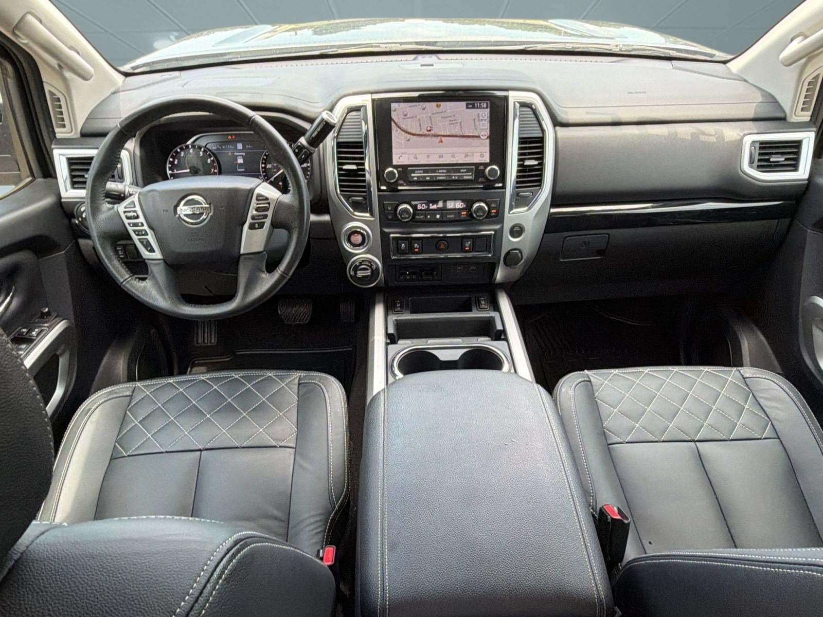Used 2020 Nissan Titan SV w/ SV Convenience Package AWD/4WD image 16