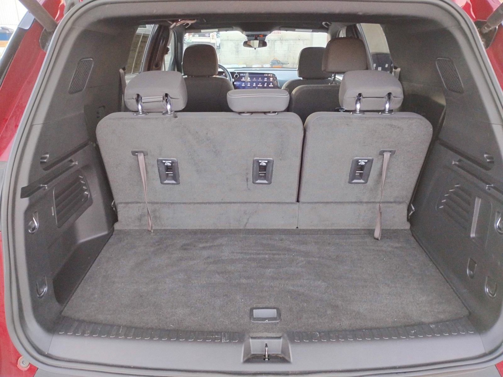 Used 2024 Chevrolet Traverse LT w/ Trailering Package image 20