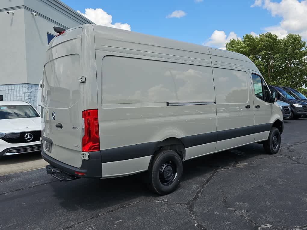 New 2025 Mercedes-Benz Sprinter 2500 video 2