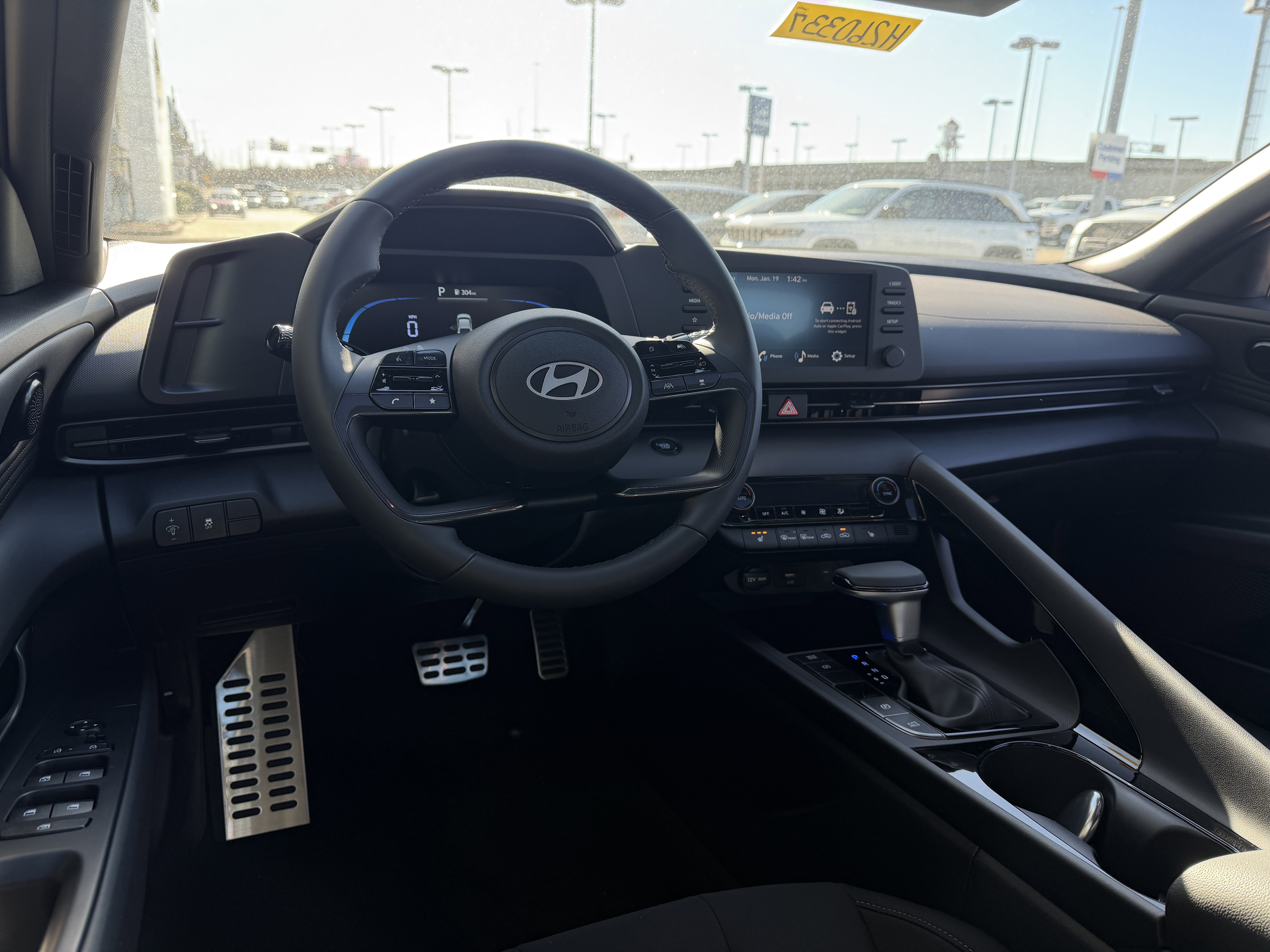 New 2026 Hyundai Elantra SEL Sport FWD image 22