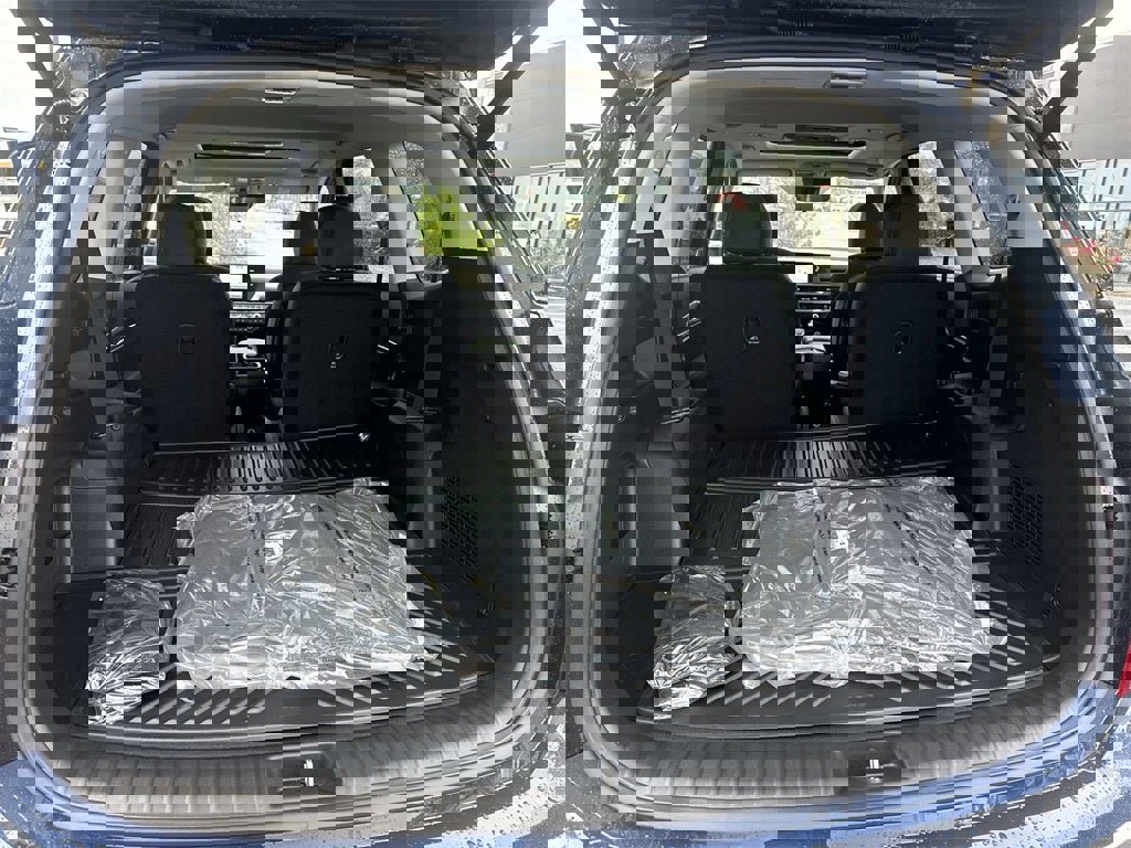 New 2025 Kia Telluride S image 49