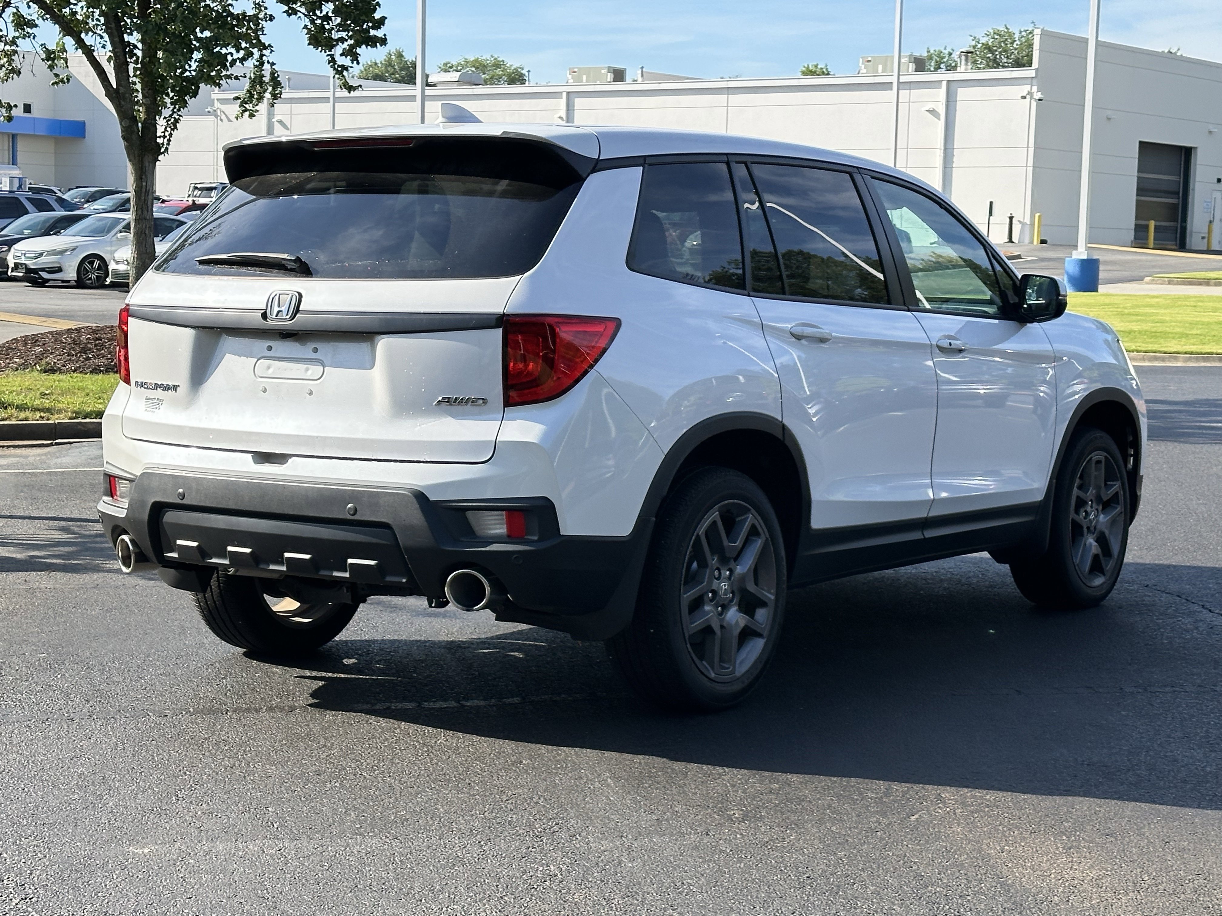 Used 2023 Honda Passport EX-L image 13
