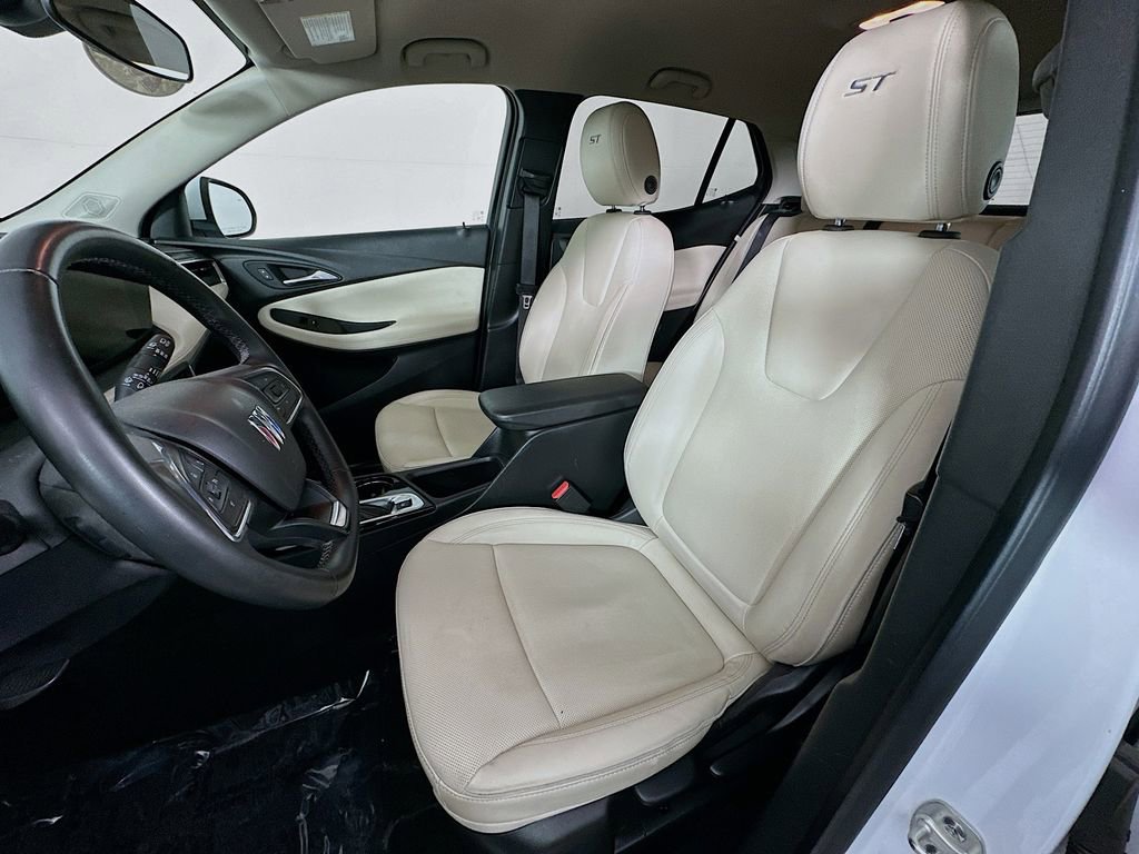 Used 2024 Buick Encore GX Sport Touring image 28