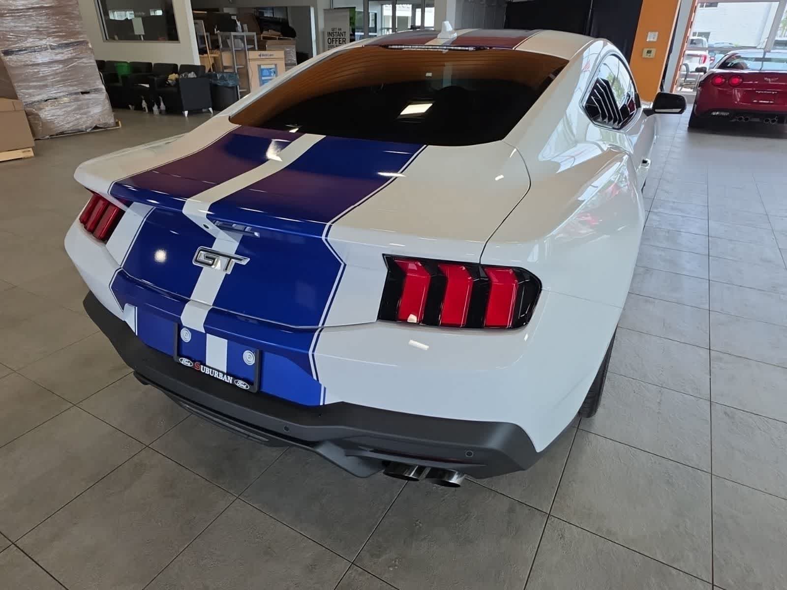 Used 2025 Ford Mustang GT Premium RWD image 8