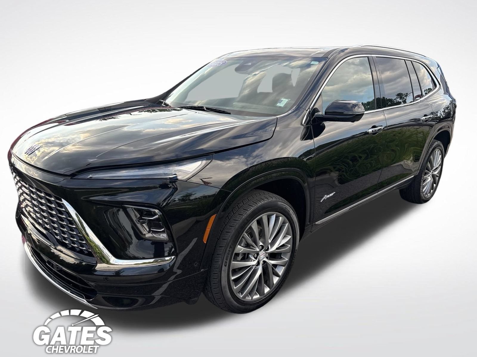 Used 2025 Buick Enclave Avenir w/ Super Cruise Package AWD/4WD image 3