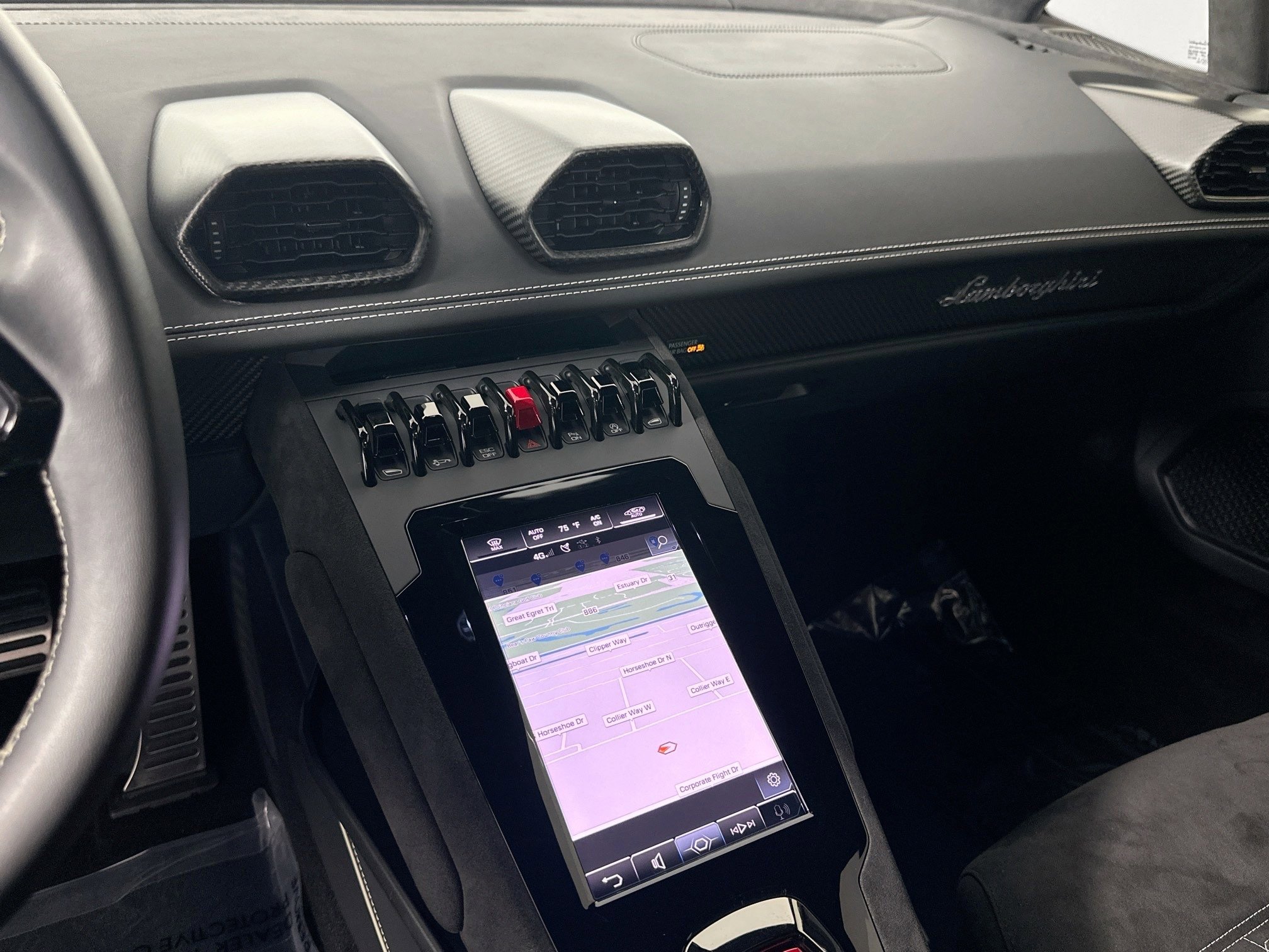 Used 2023 Lamborghini Huracan Tecnica image 13