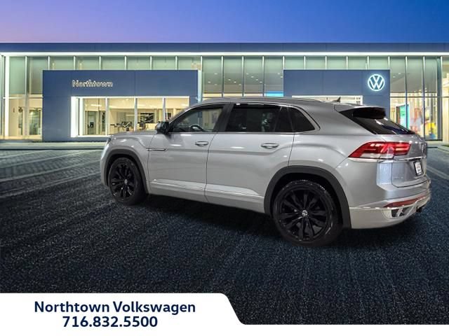 Used 2021 Volkswagen Atlas Cross Sport SEL R-Line AWD/4WD image 3
