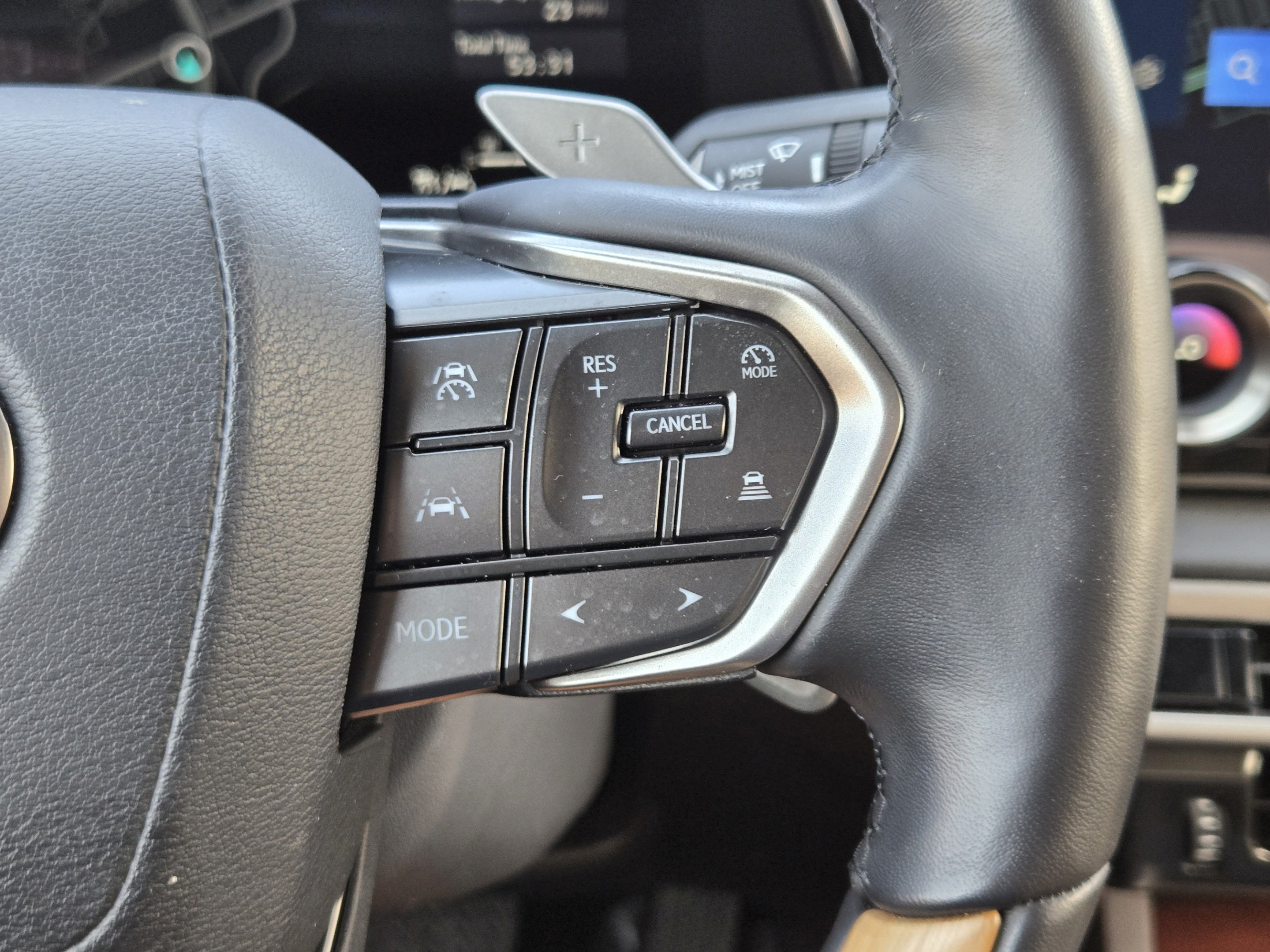 Used 2025 Lexus RX 350 Premium Plus w/ Accessory Package (Z1) FWD image 23