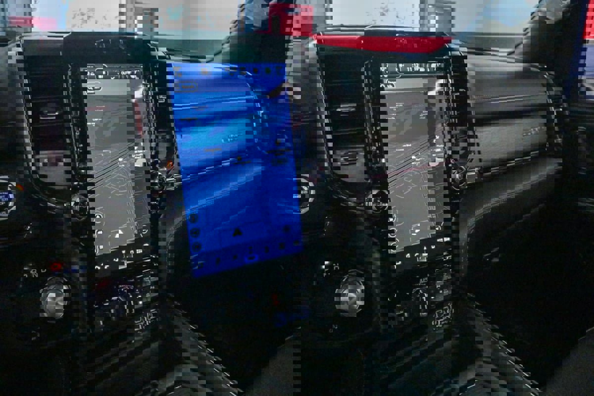 Used 2023 RAM 1500 Limited image 22