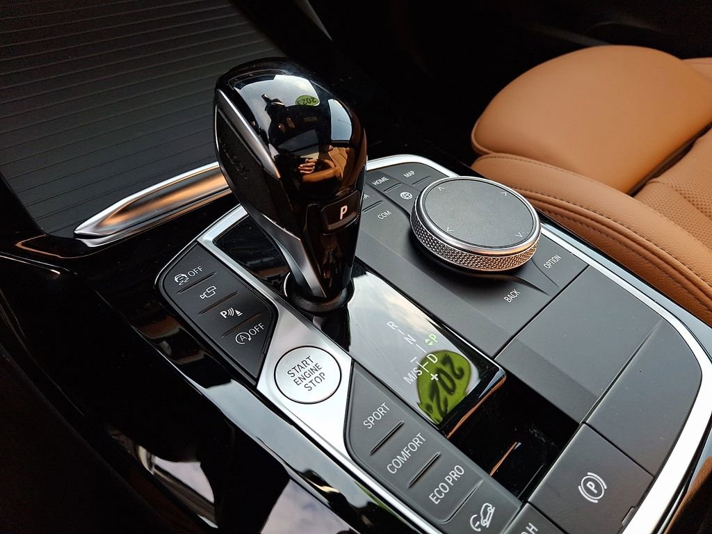 Used 2023 BMW X3 xDrive30i w/ Premium Package image 16