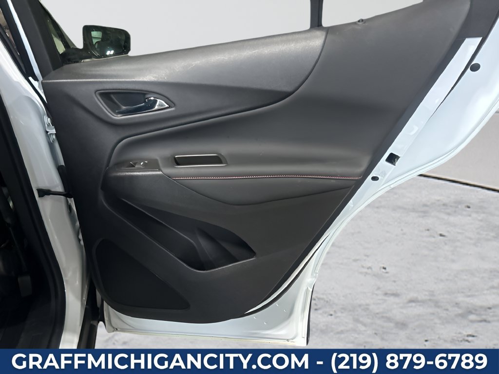 Used 2024 Chevrolet Equinox RS w/ RS Leather Package AWD/4WD image 17