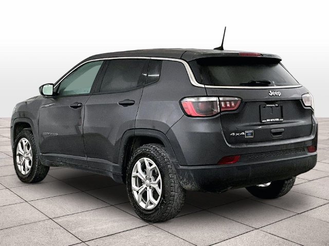 Used 2024 Jeep Compass Sport AWD/4WD image 10